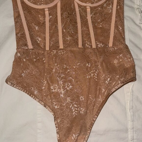 Rêve Riche Esada Bodysuit - Picture 4 of 6